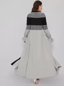 Al Najma Bishop Sleeve Plaid Open Front Abaya - Light Grey - View 2