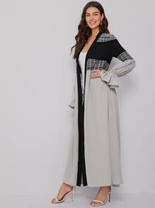 Al Najma Bishop Sleeve Plaid Open Front Abaya - Light Grey - View 3