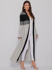 Al Najma Bishop Sleeve Plaid Open Front Abaya - Light Grey - View 4