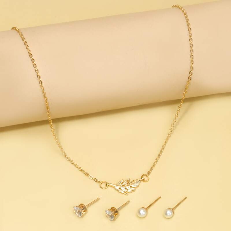 

1pc Leaf Pendant Necklace & 2pairs Stud Earrings, Multicolor