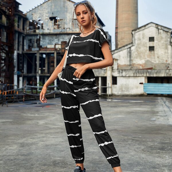 

Irregular Striped Crop Tee & Sweatpants, Black