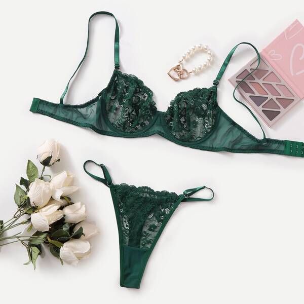 

Floral Lace Underwire Lingerie Set, Green