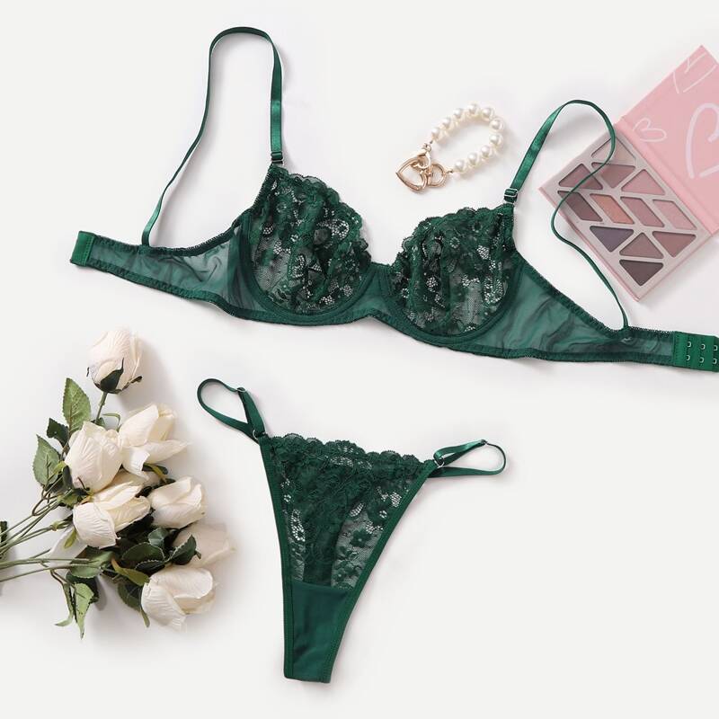 

Floral Lace Underwire Lingerie Set, Green
