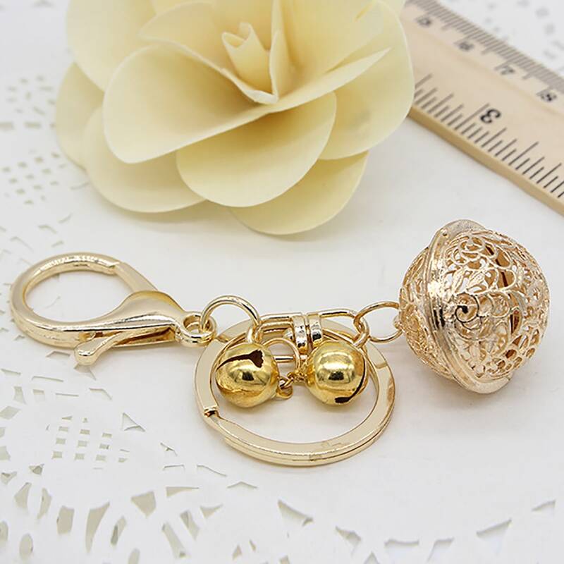 

1pc Bell Keychain, Gold