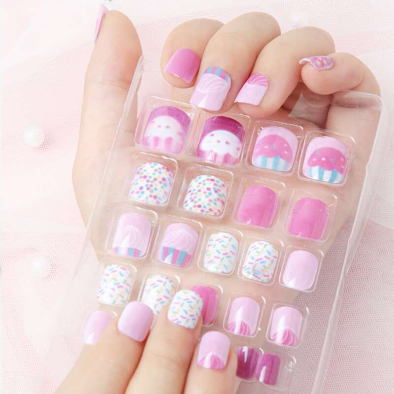 

24pcs Colorful Fake Nail, Multicolor