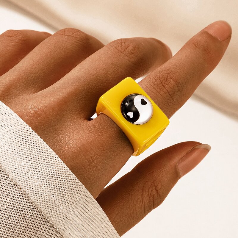 

Yin & Yang Decor Ring, Yellow