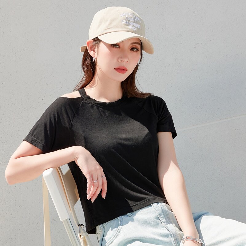 

Cut Out Raglan Sleeve Solid Tee, Black