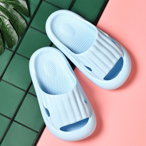 

Girls Minimalist Textured Slippers, Baby blue