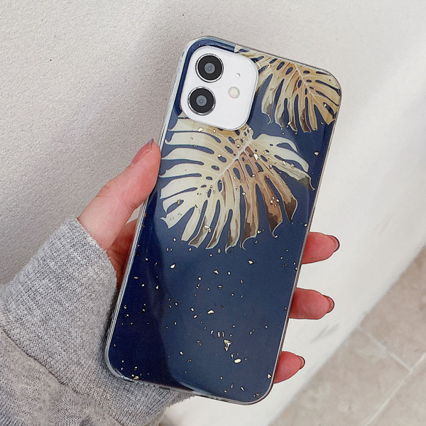 

Leaf Pattern Phone Case, Multicolor