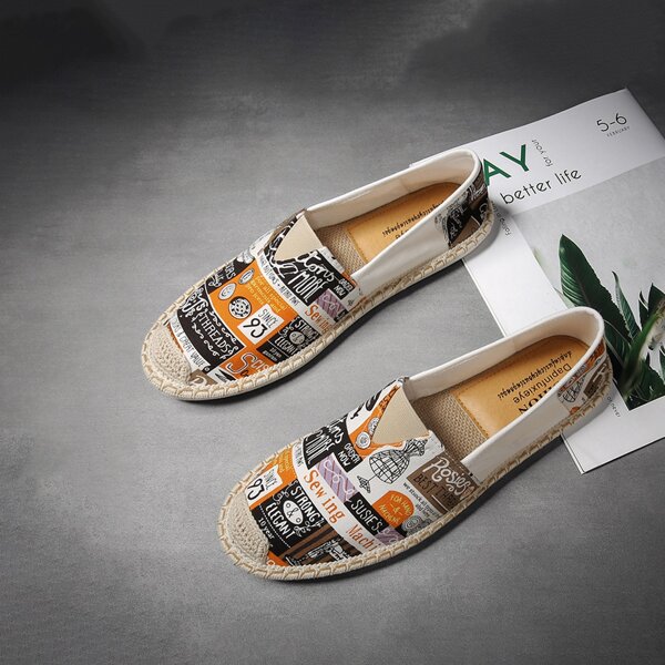 

Men Letter Graphic Espadrille Loafers, Multicolor