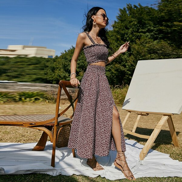 

Ditsy Floral Print Shirred Cami Top With Split Hem Skirt, Coffee brown