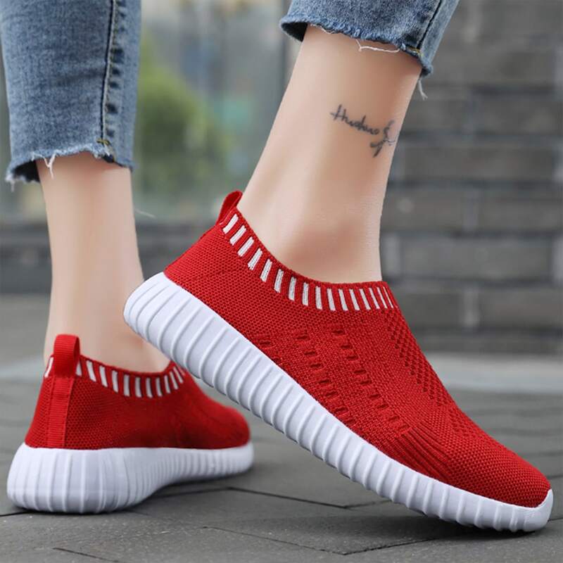 

Striped Slip On Breathable Running Shoes, Red