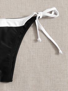 Kolorowe bikini typu halter na letnie wakacje na plaży