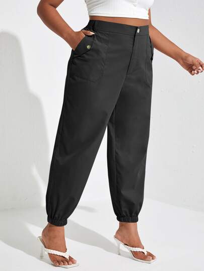 Plus Solid Slant Pocket Tapered Pants