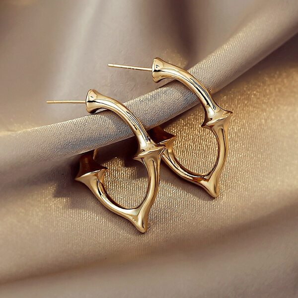 

Structured Metal Earrings, Gold