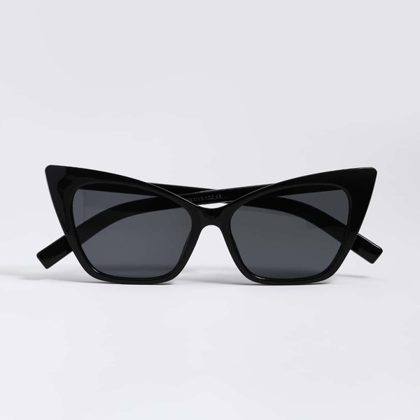 

Cat Eye Sunglasses