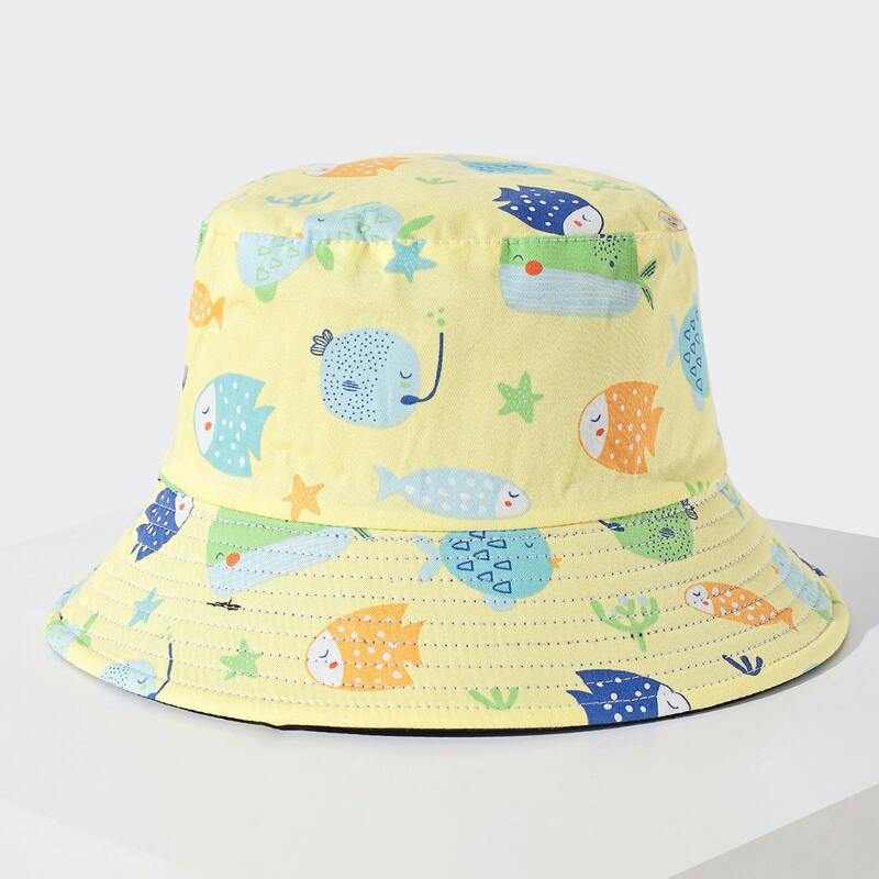 

Cartoon Fish Graphic Bucket Hat, Multicolor