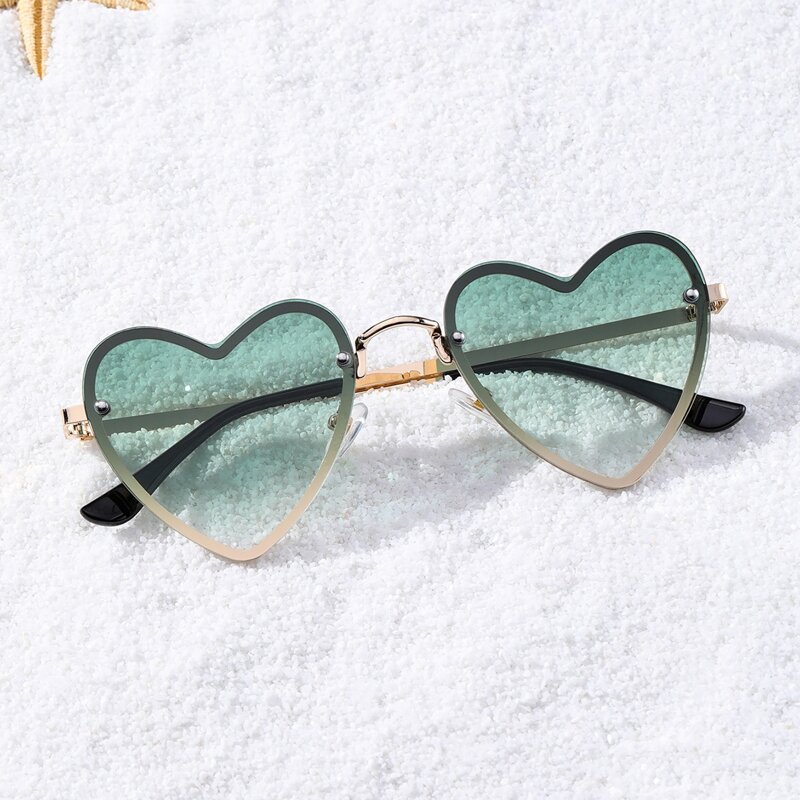 

Heart Frame Sunglasses