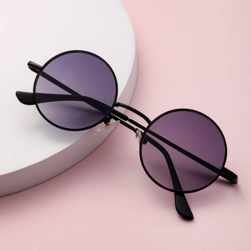 

Round Frame Sunglasses