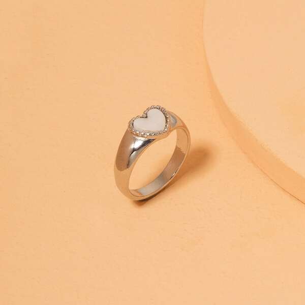 

Heart Decor Ring, Silver