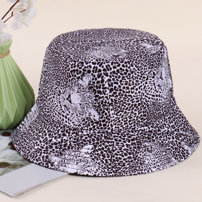 

Guys Leopard Graphic Bucket Hat, Black