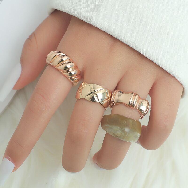 

4pcs Metal Ring, Multicolor