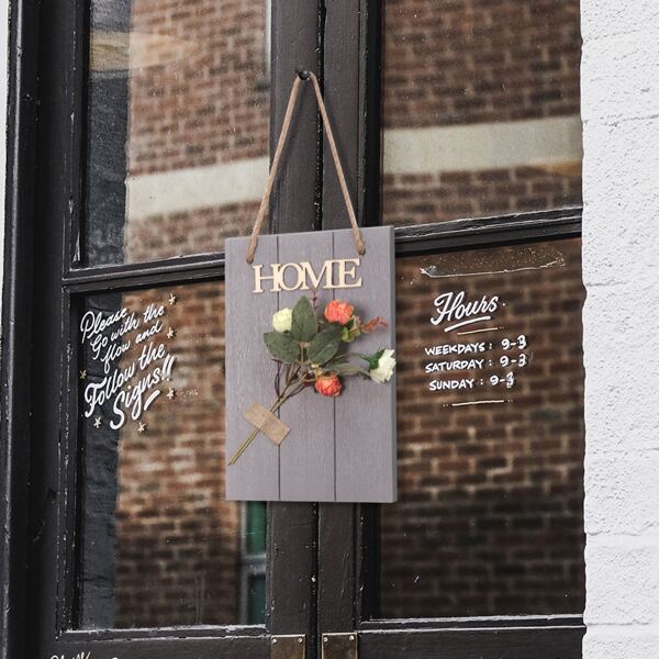 

1pc Artificial Flower Decor Door Hanging, Grey