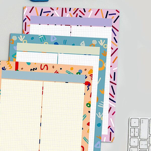 

1pc Graphic Print Random Memo Pad, Multicolor