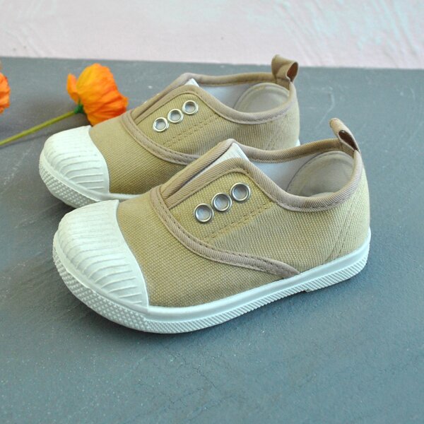 

Toddler Boys Eyelet Detail Canvas Shoes, Khaki