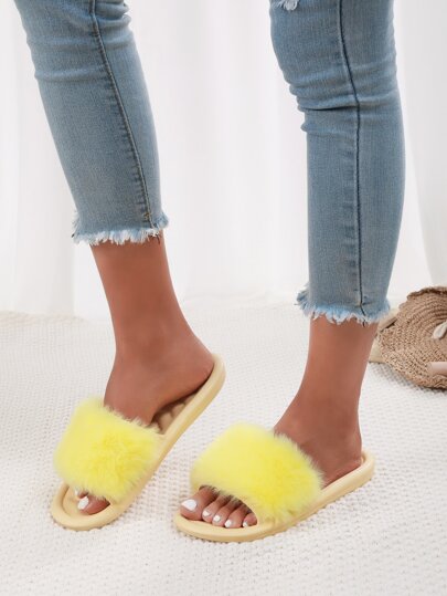 Minimalist Two Tone Fluffy Slides