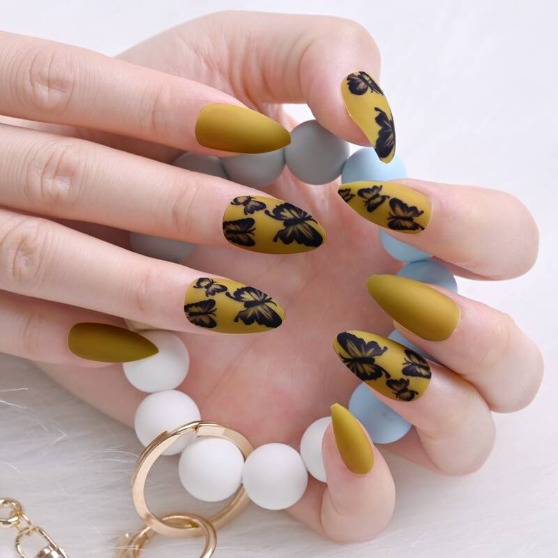 

24pcs Butterfly Fake Nail & 1sheet Tape & 1pc Nail File, Black