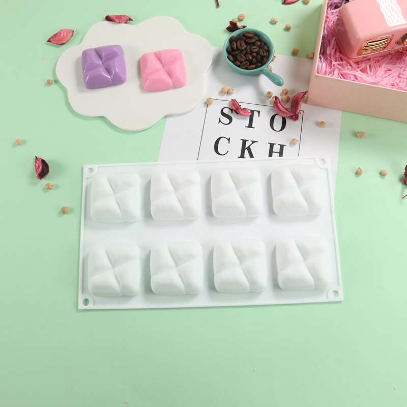 

1pc Silicone Baking Mold, White