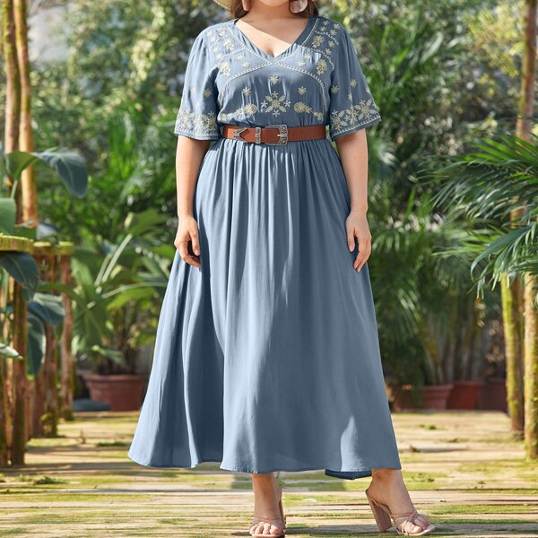 

Plus V-neck Embroidery Maxi A-line Dress Without Belt, Dusty blue
