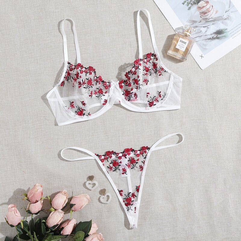 

Plus Embroidered Mesh Underwire Lingerie Set, White