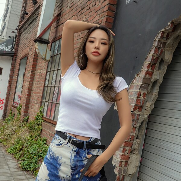 

Scoop Neck Rib-knit Crop Tee, White
