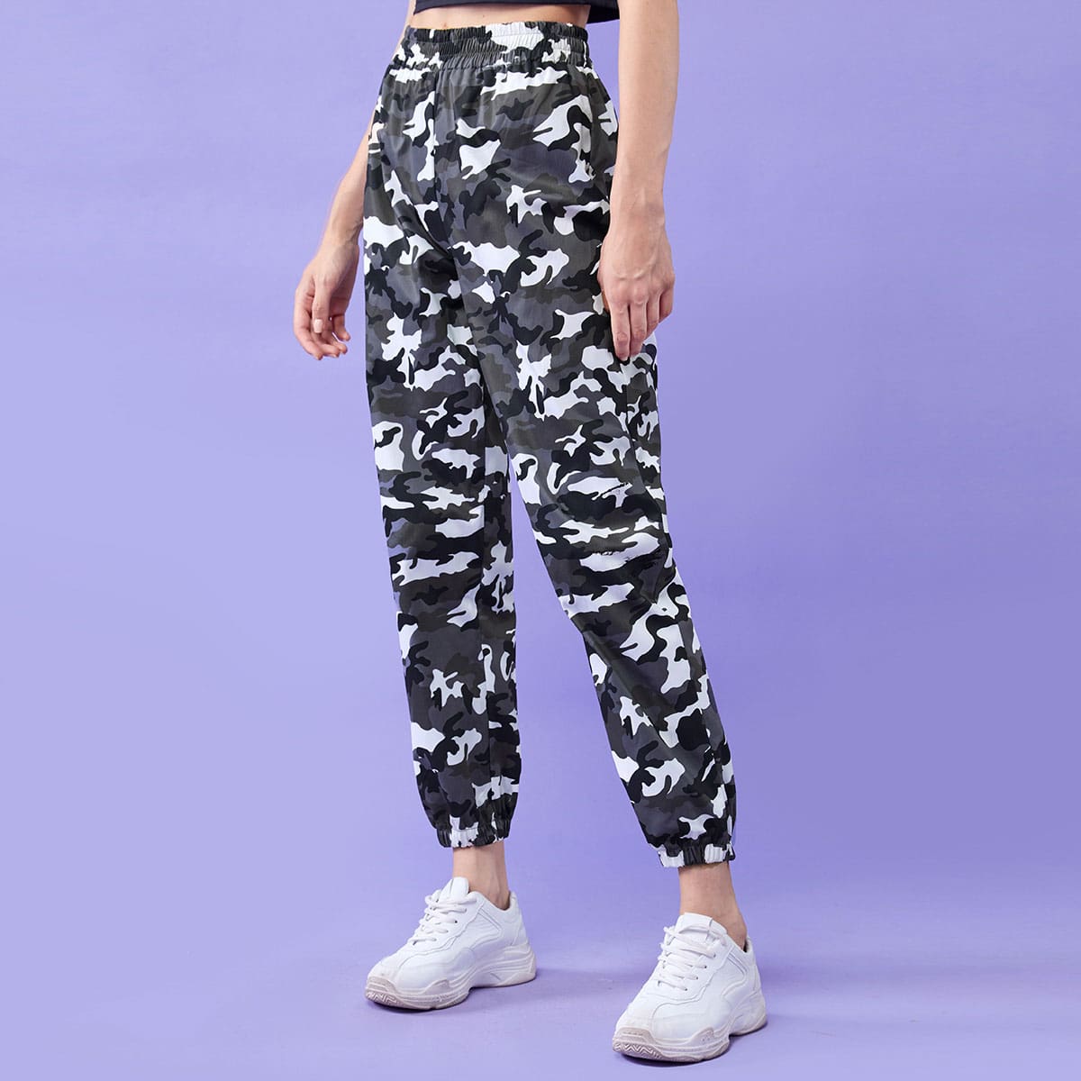

Camo Elastic Waist Joggers, Multicolor