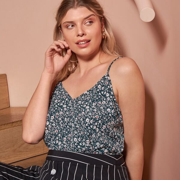 

Plus Ditsy Floral Cami Top, Multicolor