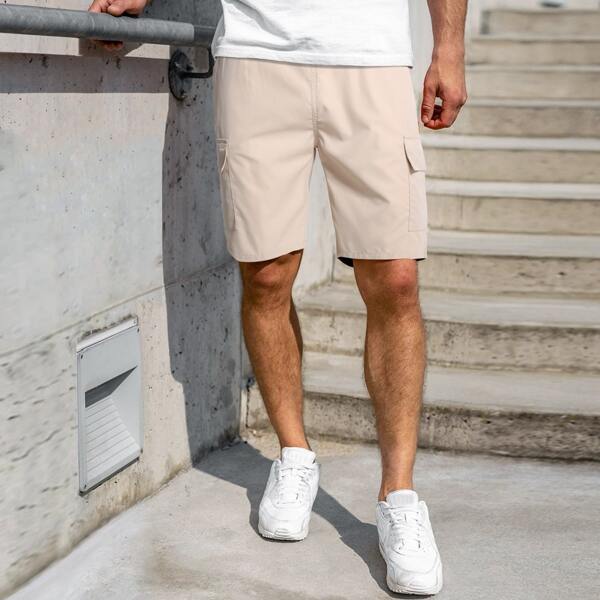 

Men Flap Pocket Solid Shorts, Khaki