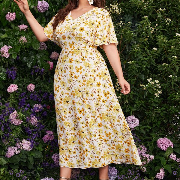 

Plus Floral Print Butterfly Sleeve Dress, Multicolor