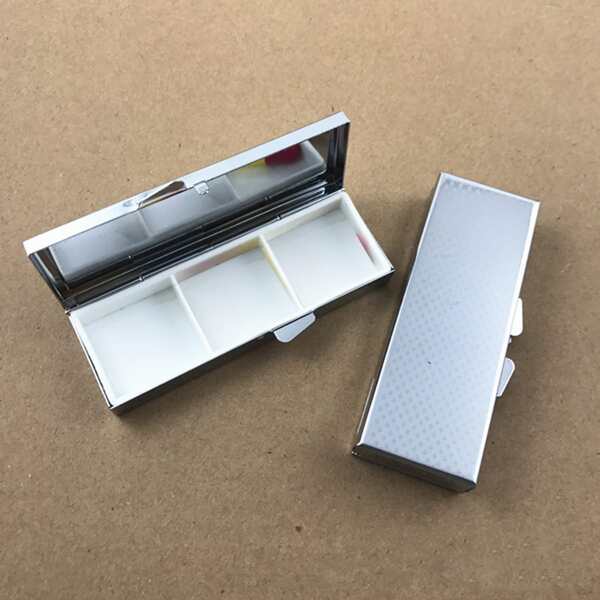 

1pc 3 Grid Pill Storage Box, Silver