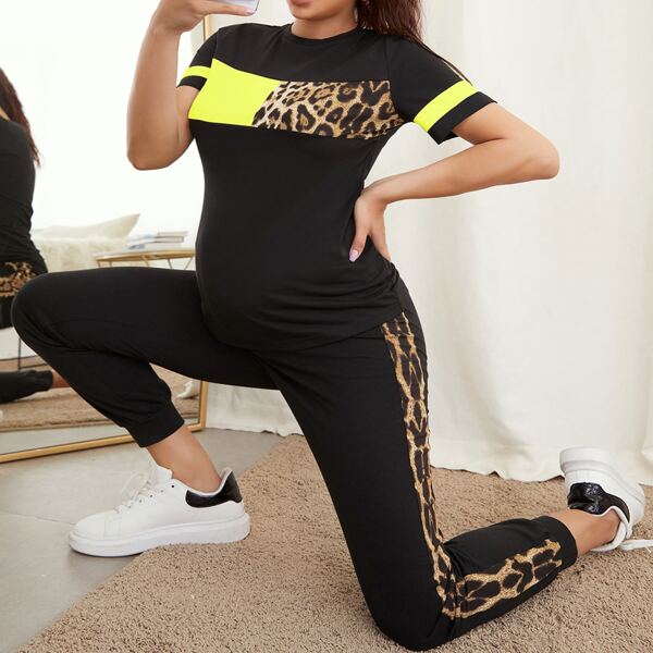 

Maternity Leopard Panel Top & Contrast Sideseam Sweatpants Set, Black