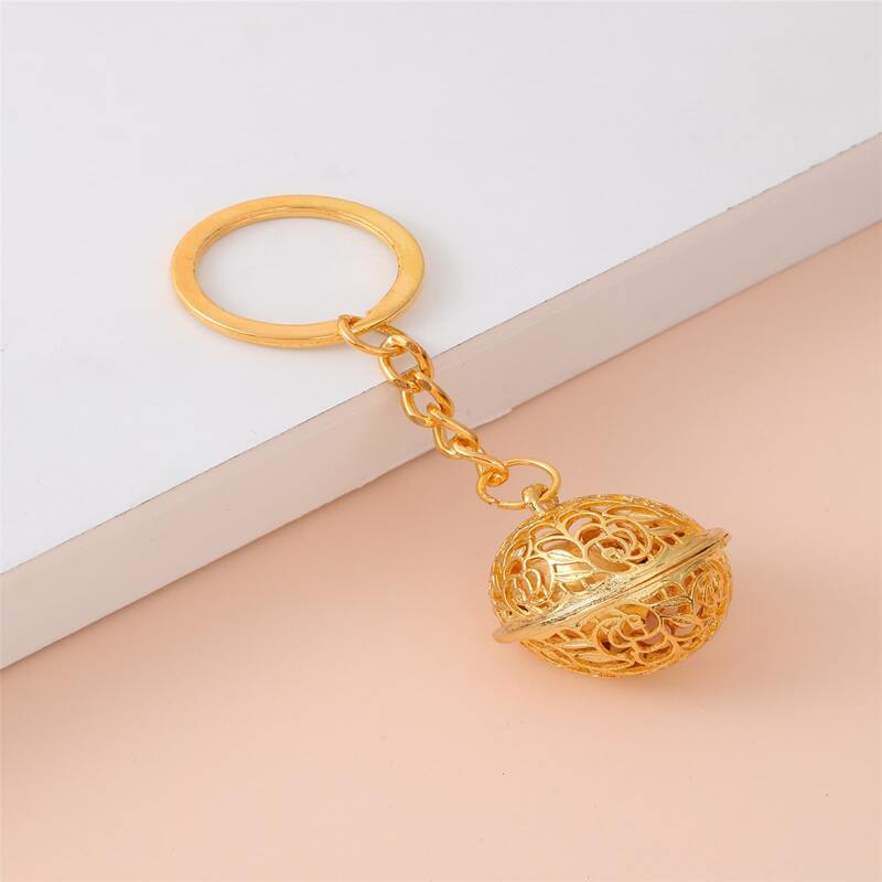 

1pc Bell Keychain, Gold
