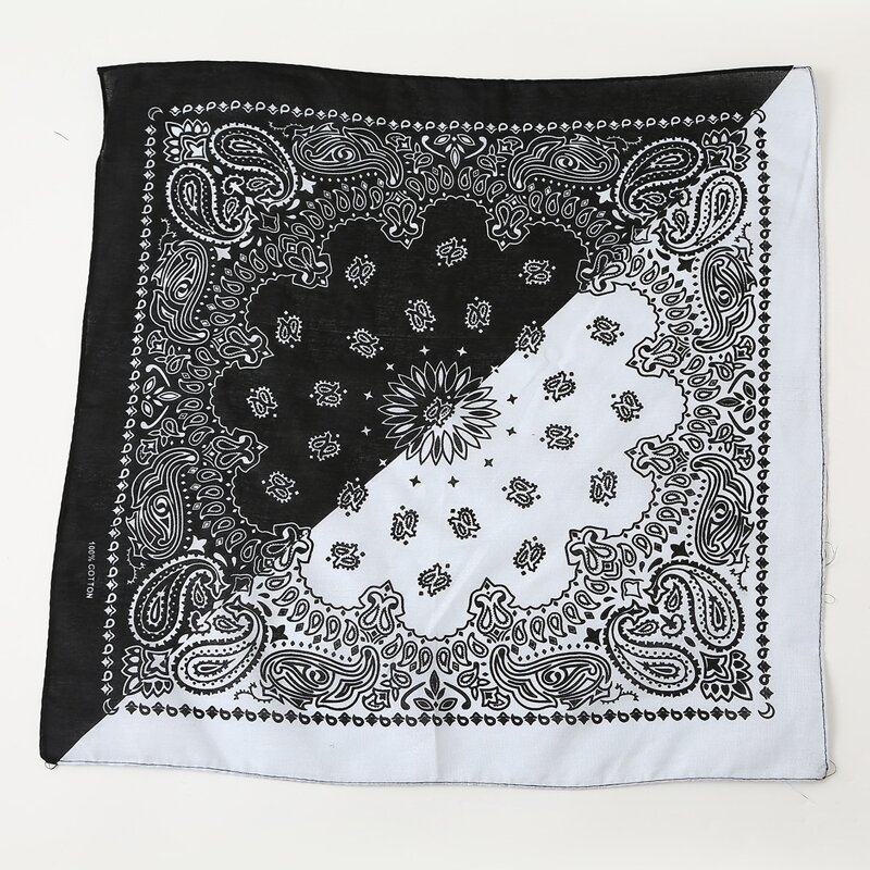 

Colorblock Paisley Bandana, Black and white