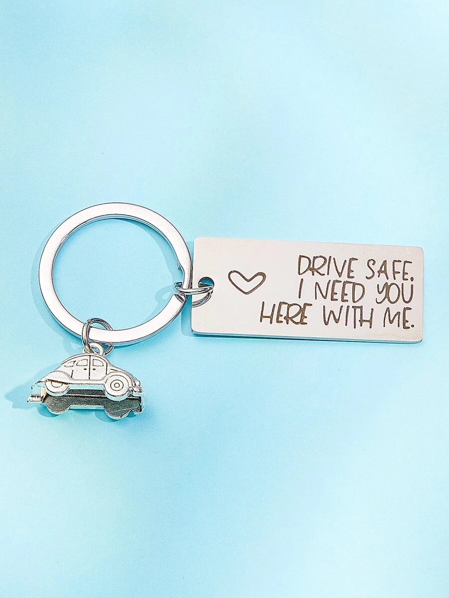 街頭男女車鑰匙扣