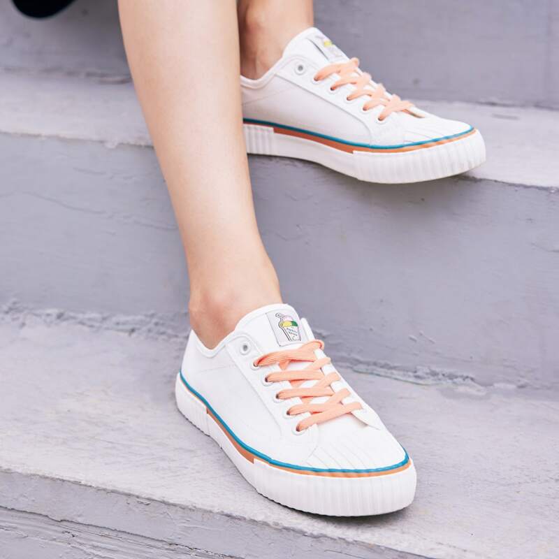 

Minimalist Lace-up Front Canvas Shoes, White