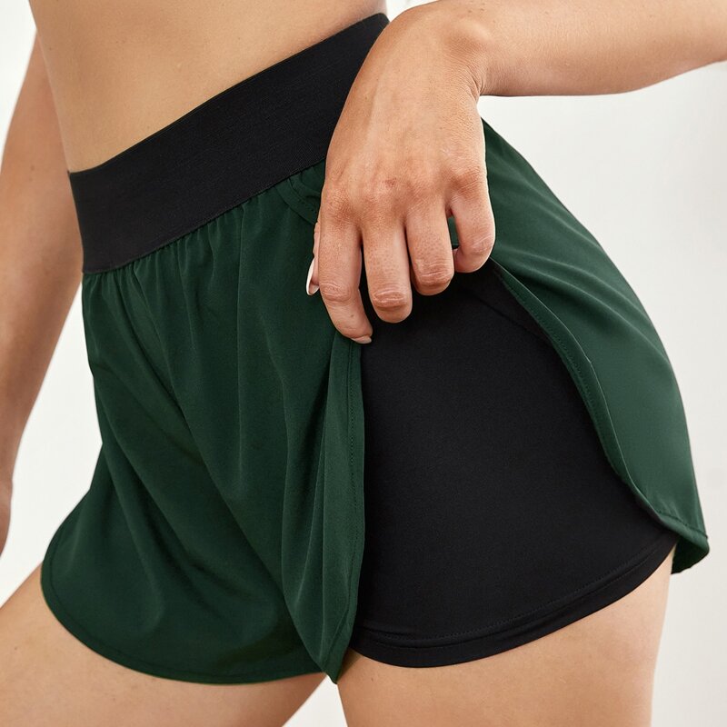 

Solid Wide Band Waist Sports Shorts, Green
