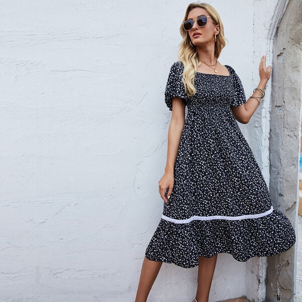 

Ditsy Floral Flutter Sleeve Contrast Lace Detail Dress, Multicolor