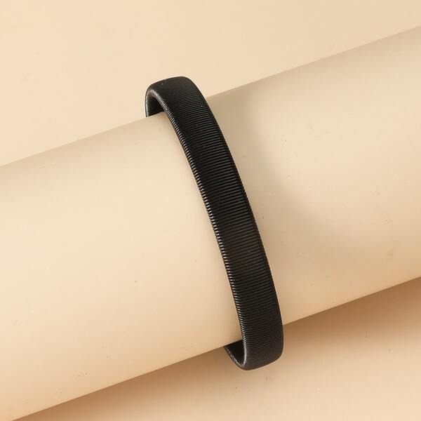 

1pc Metal Bangle, Black