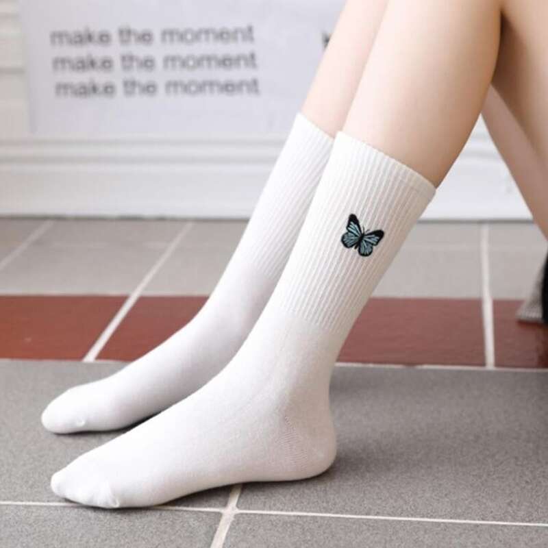 

Butterfly Graphic Crew Socks, Black and white