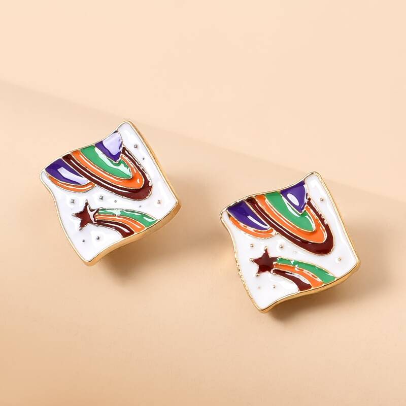 

Star Graphic Stud Earrings, Multicolor